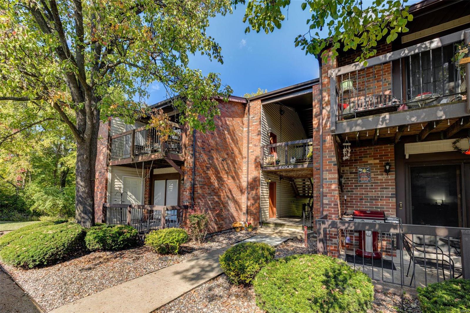 New England Village - Residential