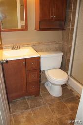 Terric Manor 02 - Residential