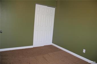 Terric Manor 02 - Residential