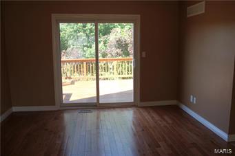 Terric Manor 02 - Residential