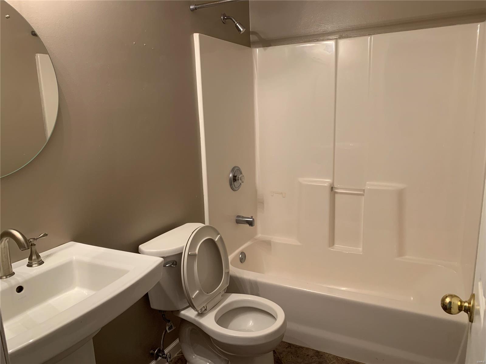 Manors At Royallsprings #6 - Residential Lease