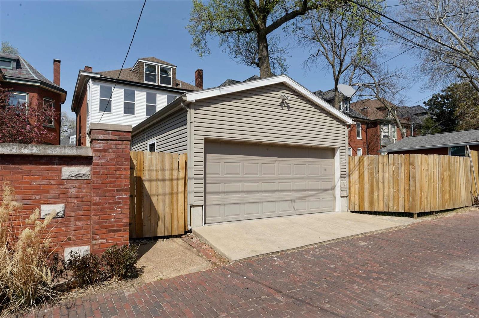 TOWER GROVE EAST - Residential
