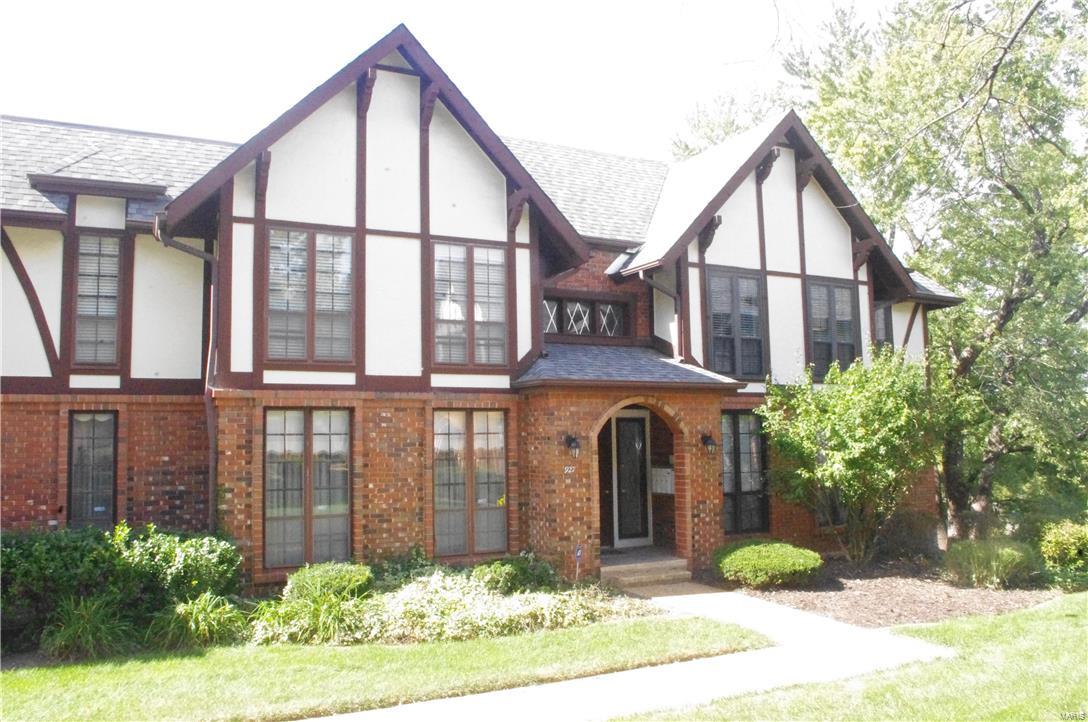 Cambridge Courts Condo - Residential