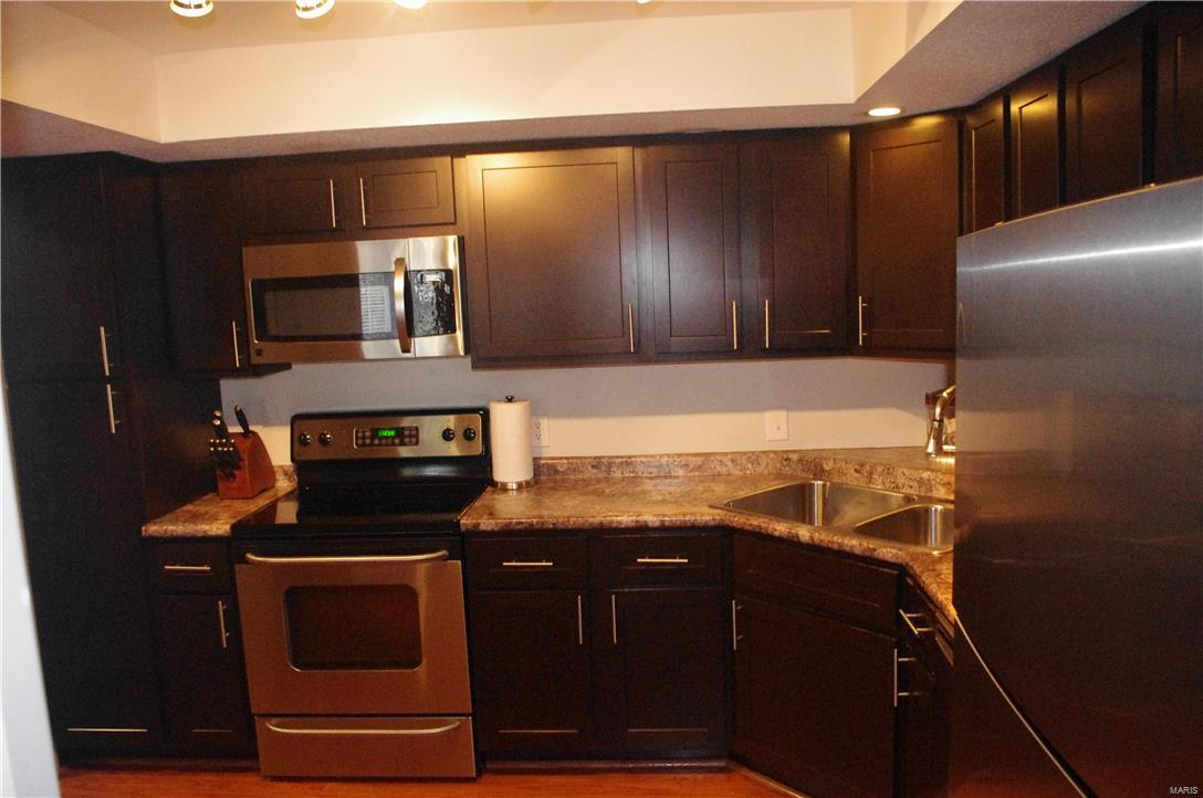Cambridge Courts Condo - Residential