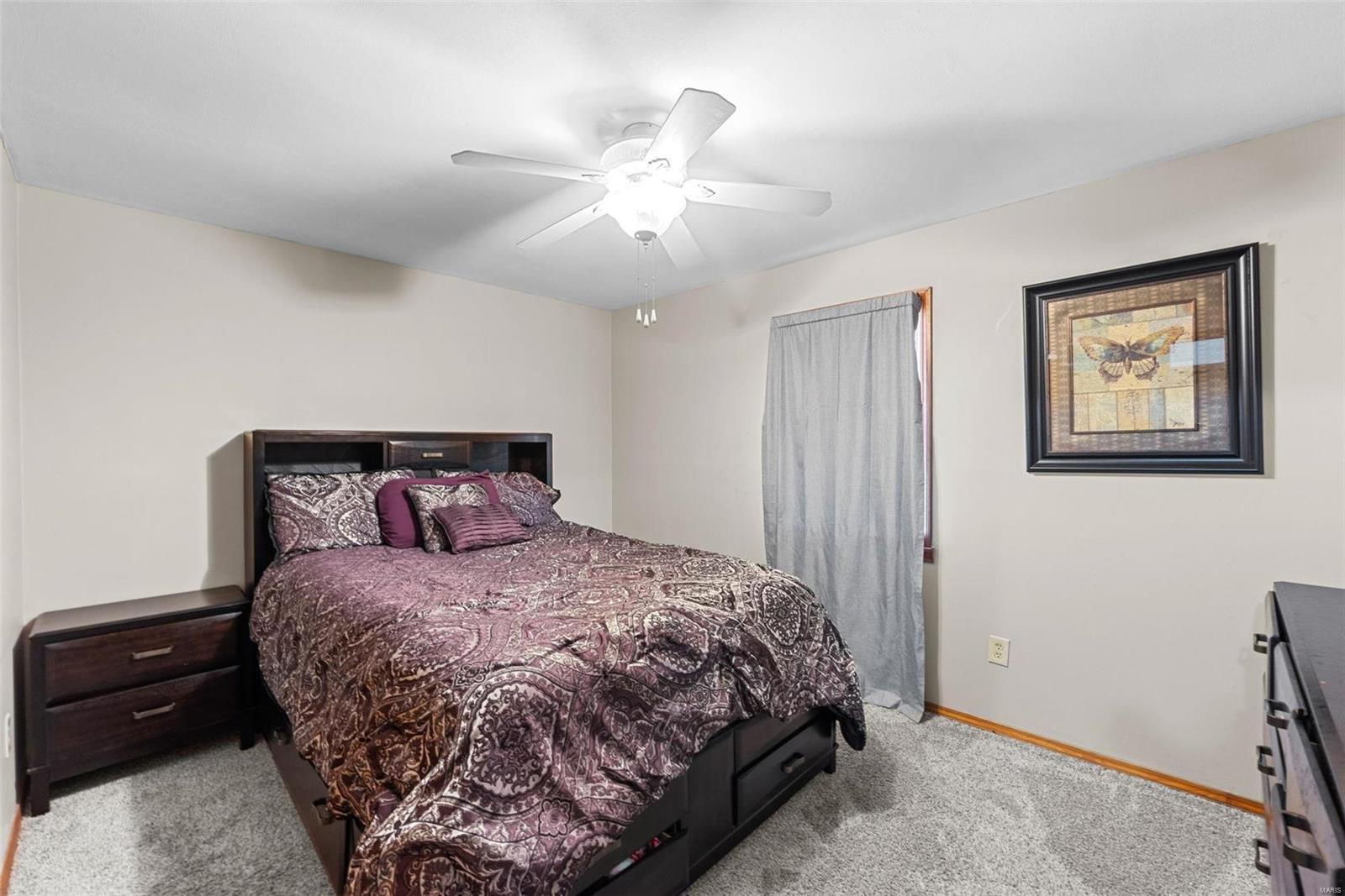 Florissant, Missouri 63033, United States, 3 Bedrooms Bedrooms, ,3 BathroomsBathrooms,Residential,Active,19231