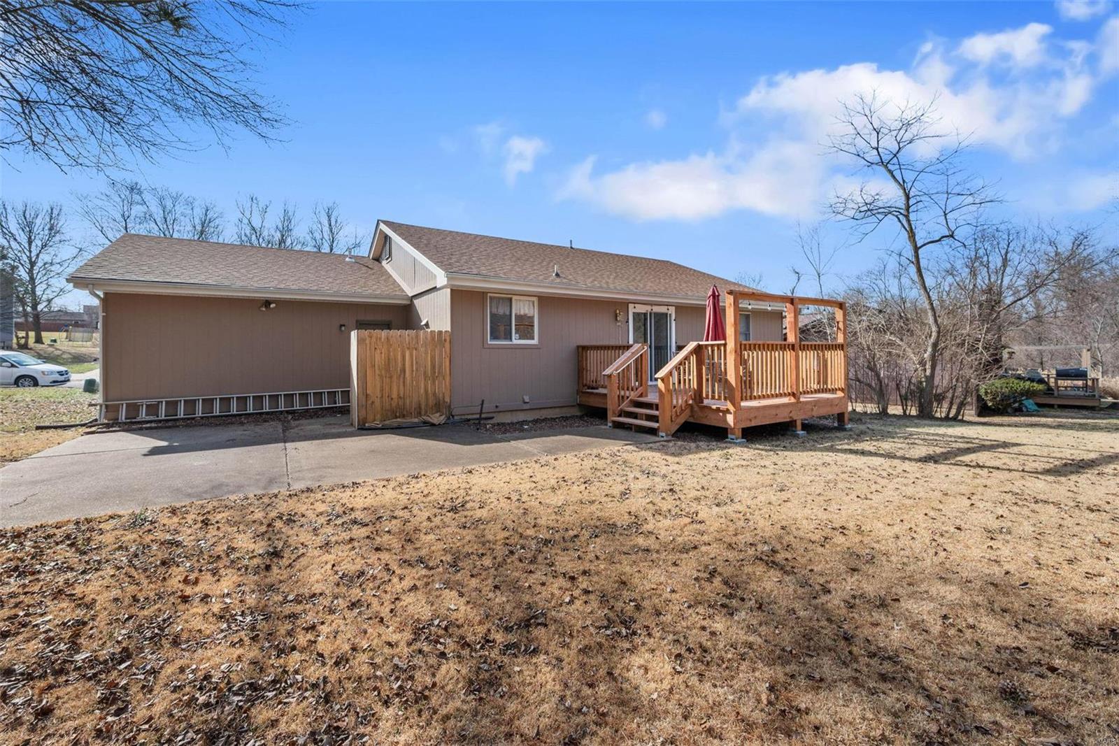 Florissant, Missouri 63033, United States, 3 Bedrooms Bedrooms, ,3 BathroomsBathrooms,Residential,Active,19231