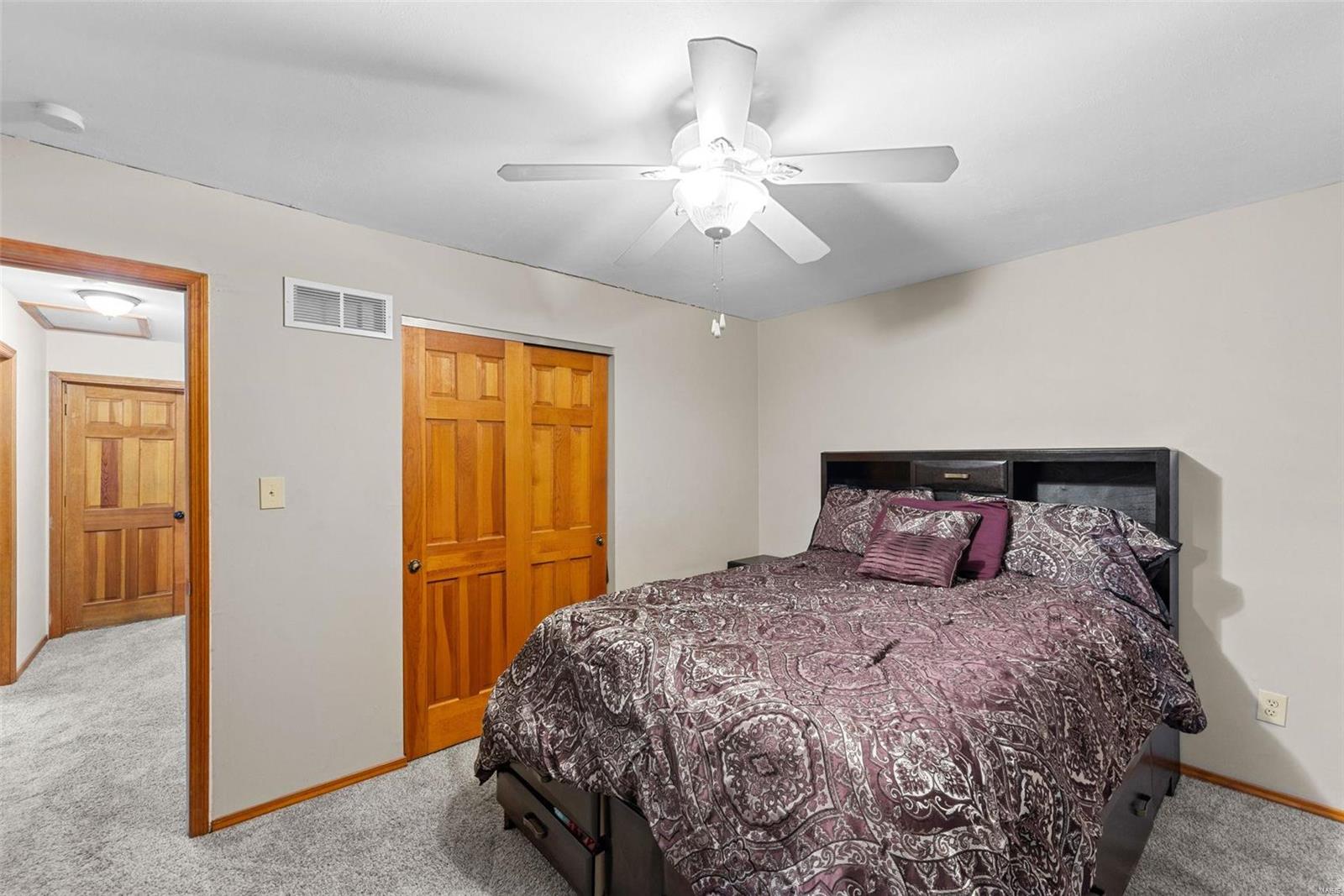 Florissant, Missouri 63033, United States, 3 Bedrooms Bedrooms, ,3 BathroomsBathrooms,Residential,Active,19231