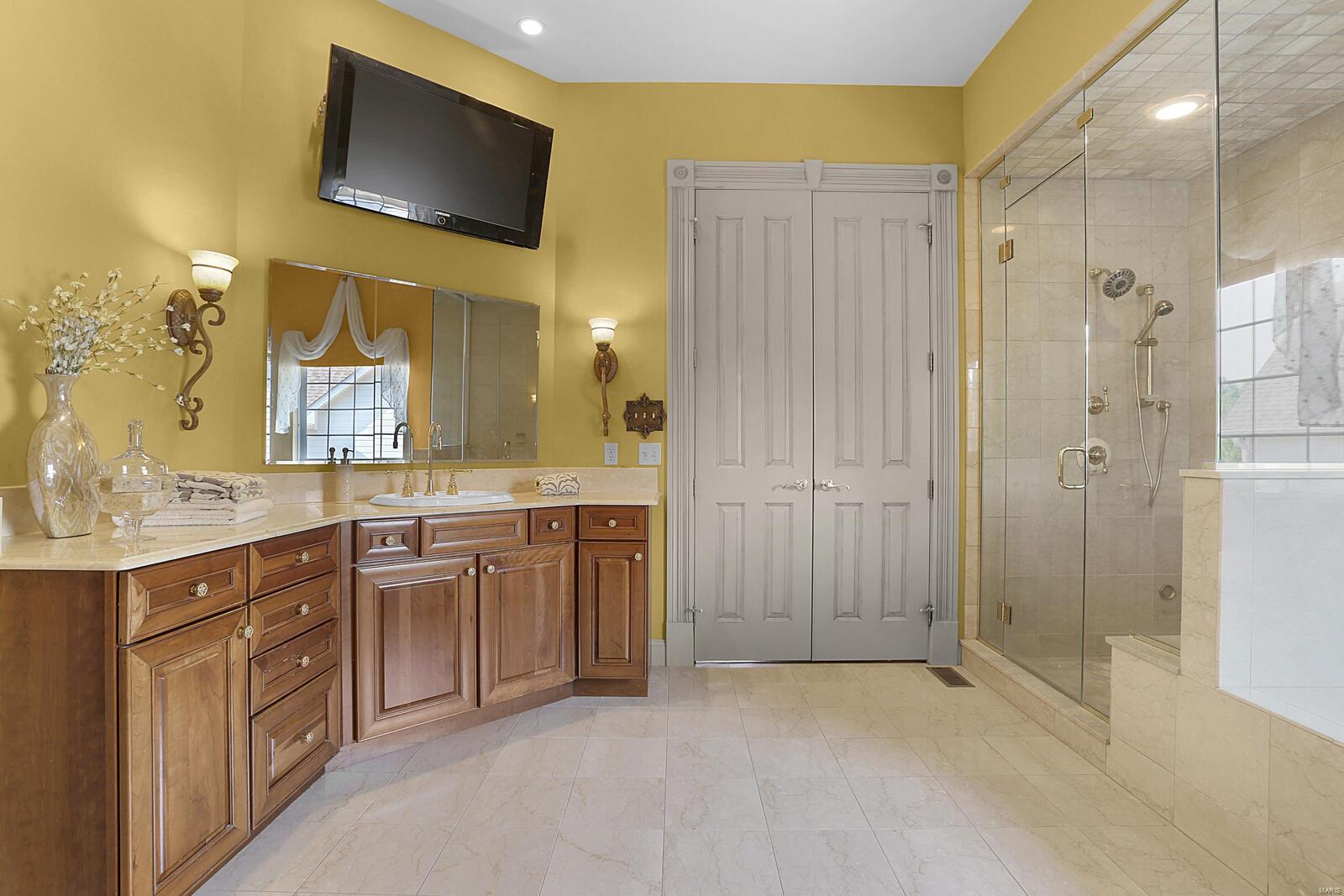 Spring Mills Estate - Residential