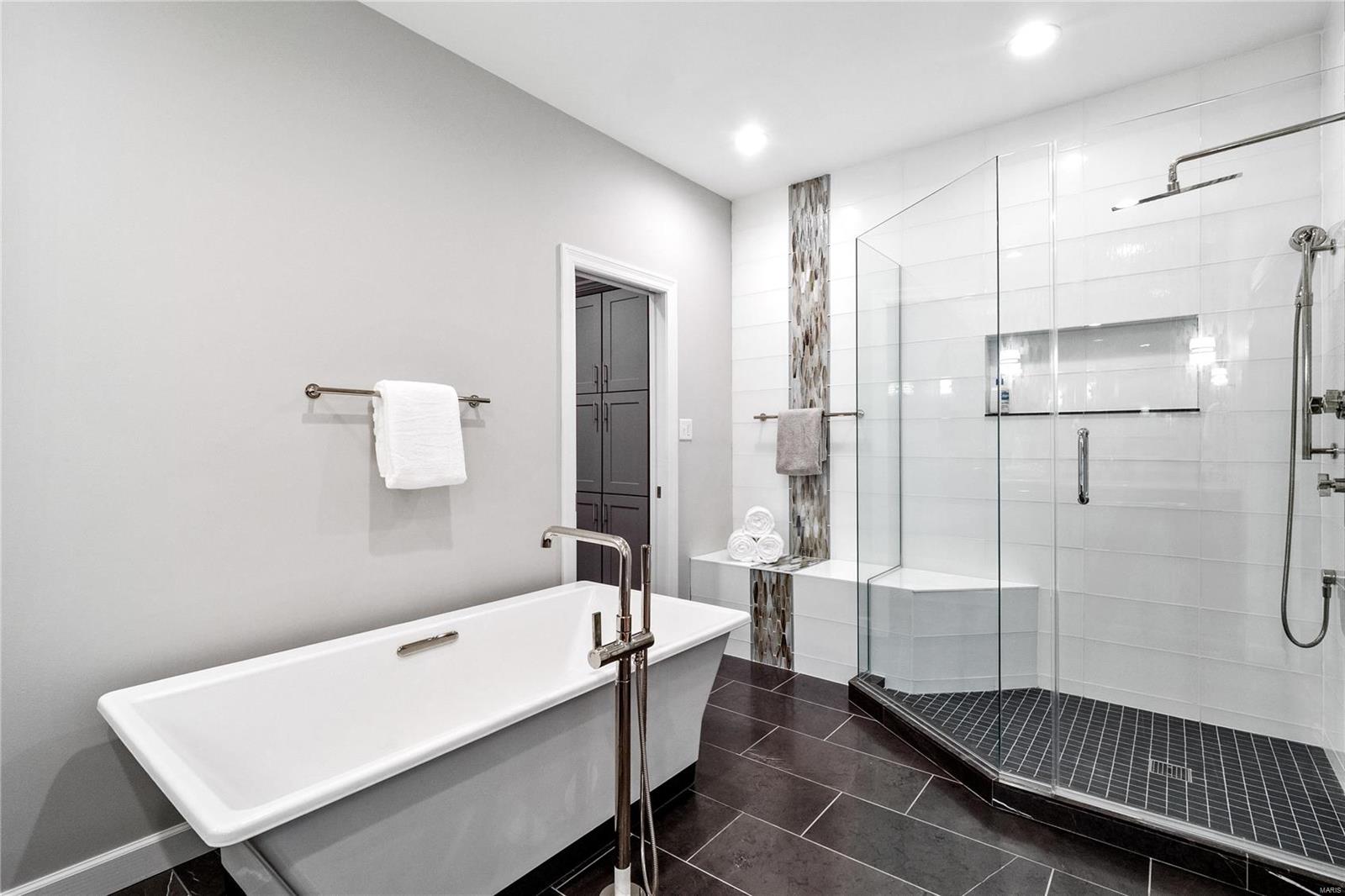 Bartizan Point Estates - Residential