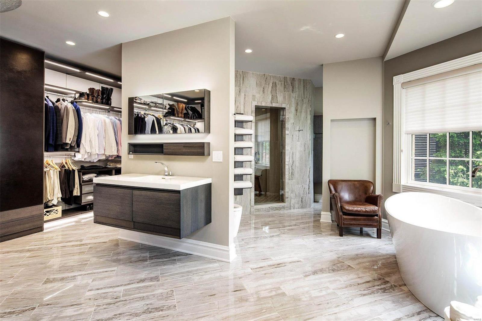 New St Louis Country Club - Residential