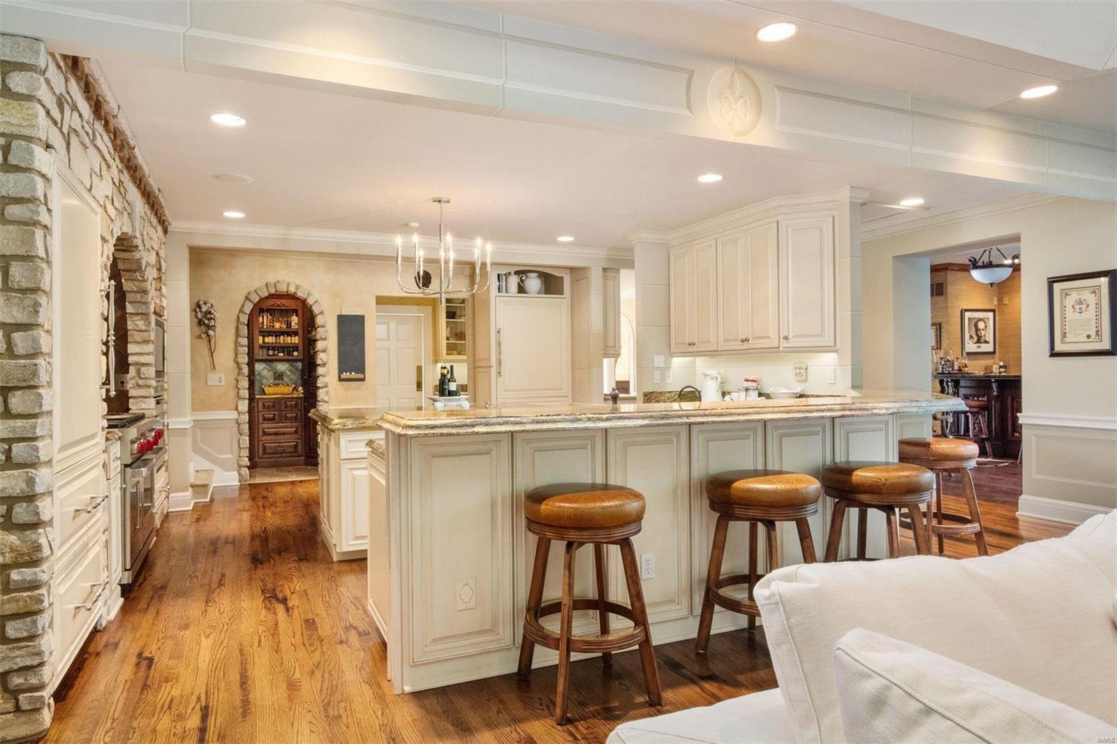 New St Louis Country Club - Residential