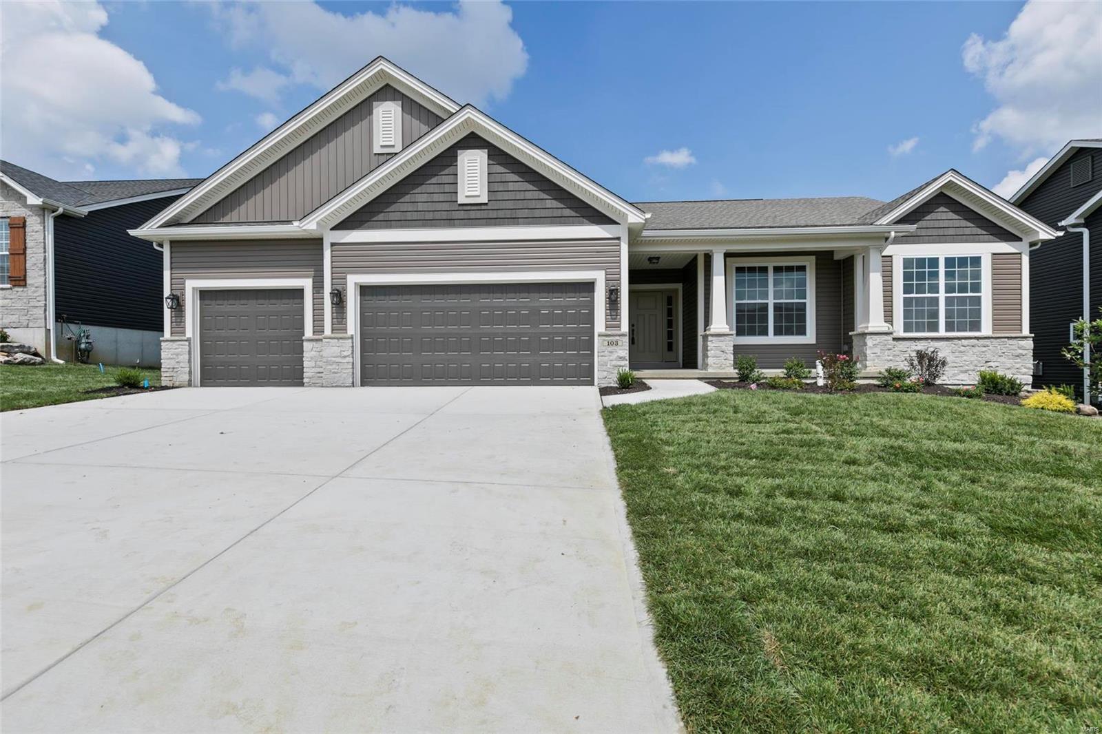 Muirfield Manor - Residential