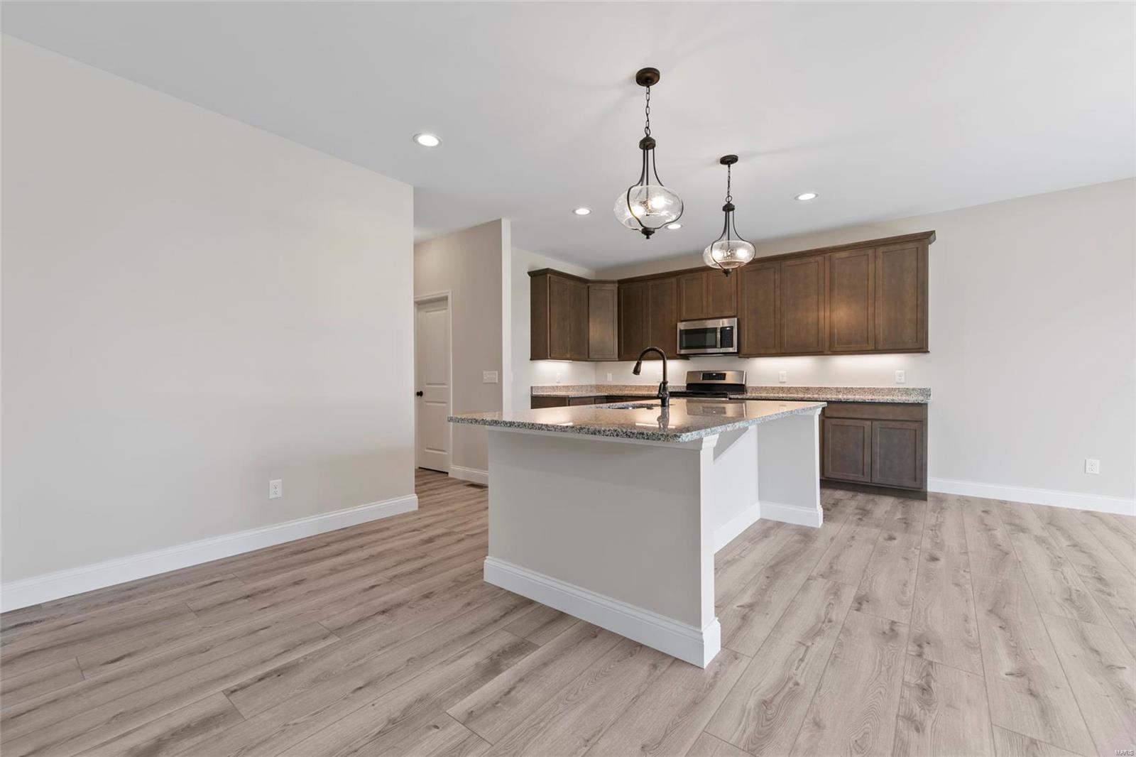 Muirfield Manor - Residential