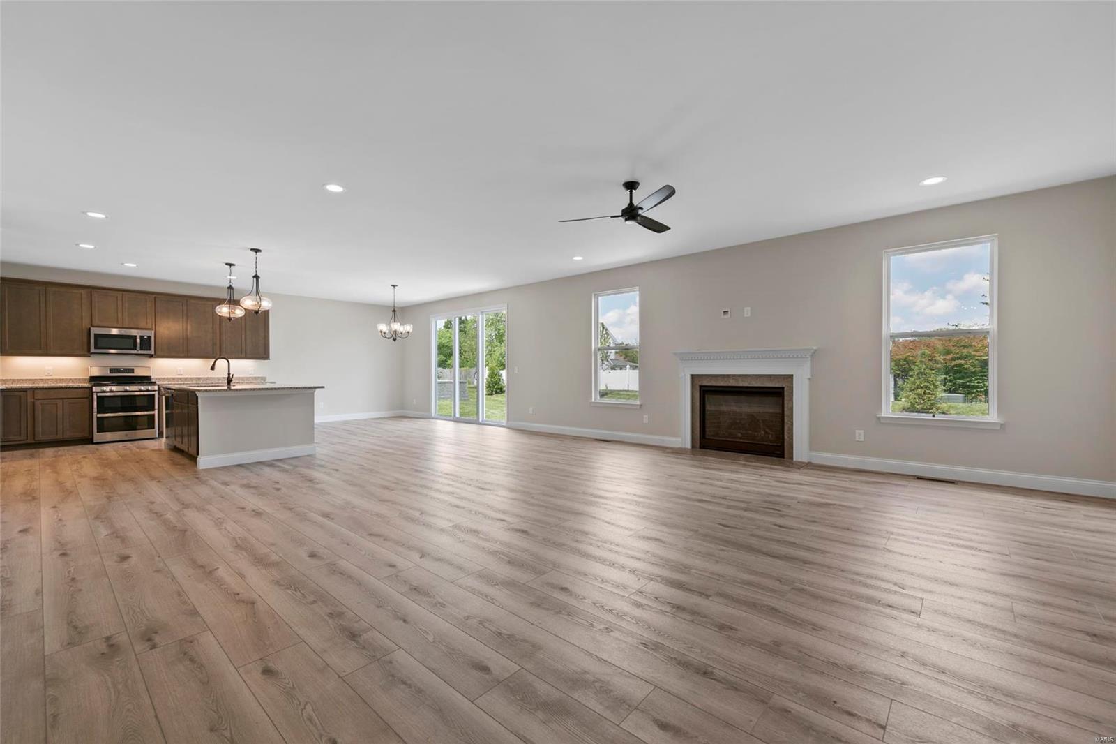 Muirfield Manor - Residential