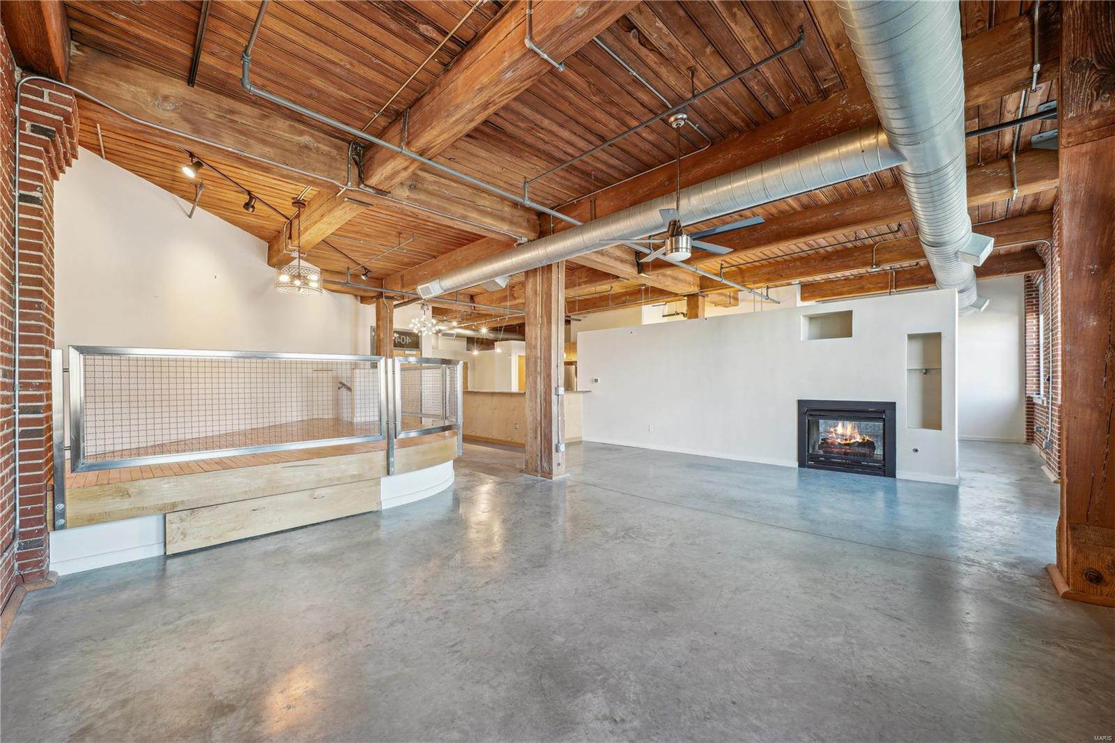 703 N 13th Street 404