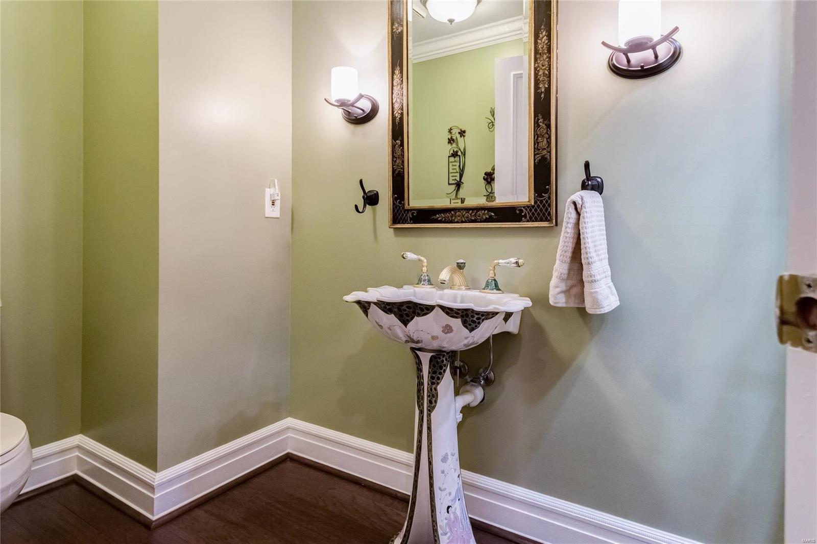 Villas At Golfview Condo - Residential