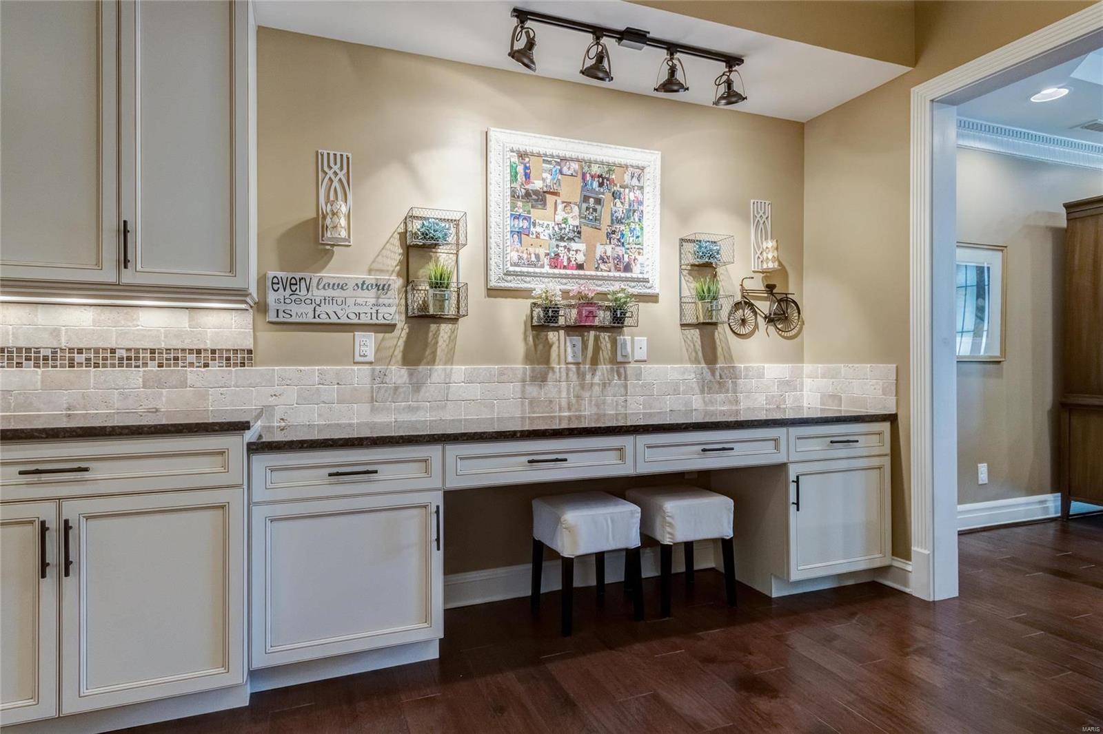 Villas At Golfview Condo - Residential