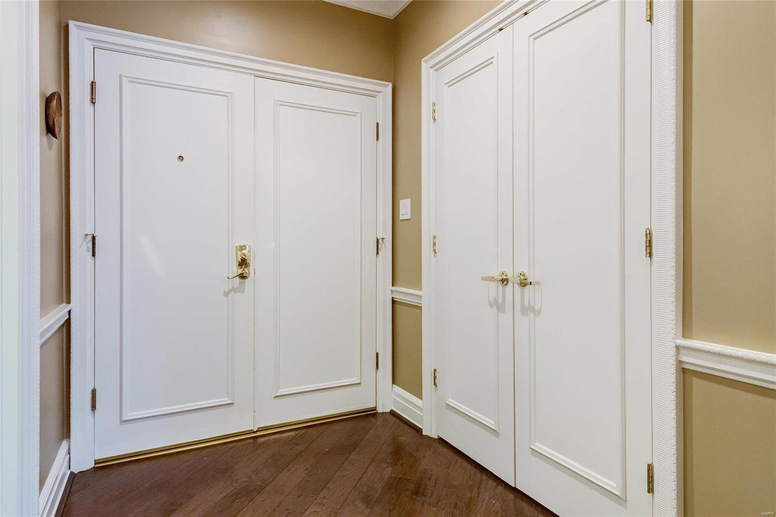 Villas At Golfview Condo - Residential