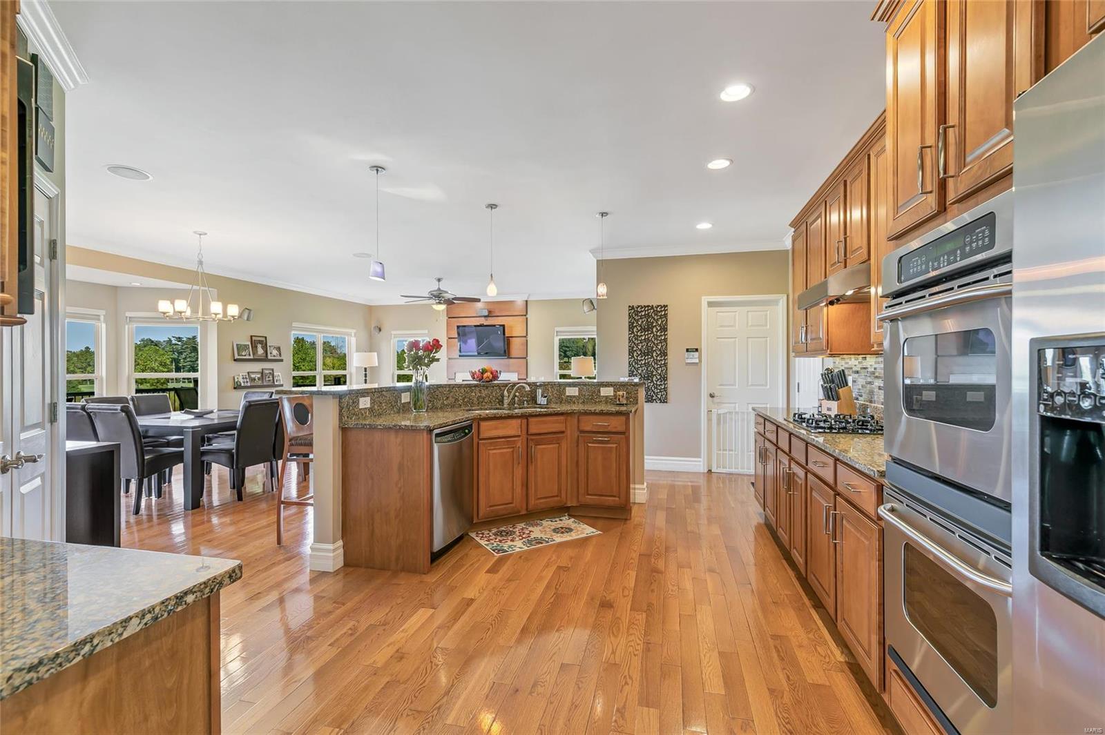 Tapawingo On The Green Lts 16 & 17 & - Residential