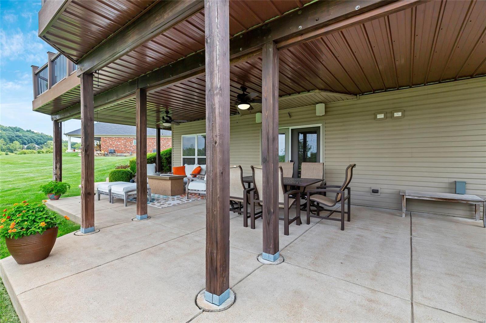 Tapawingo On The Green Lts 16 & 17 & - Residential