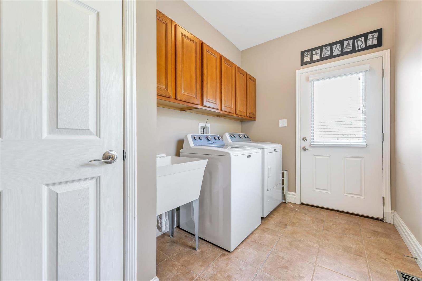 Tapawingo On The Green Lts 16 & 17 & - Residential