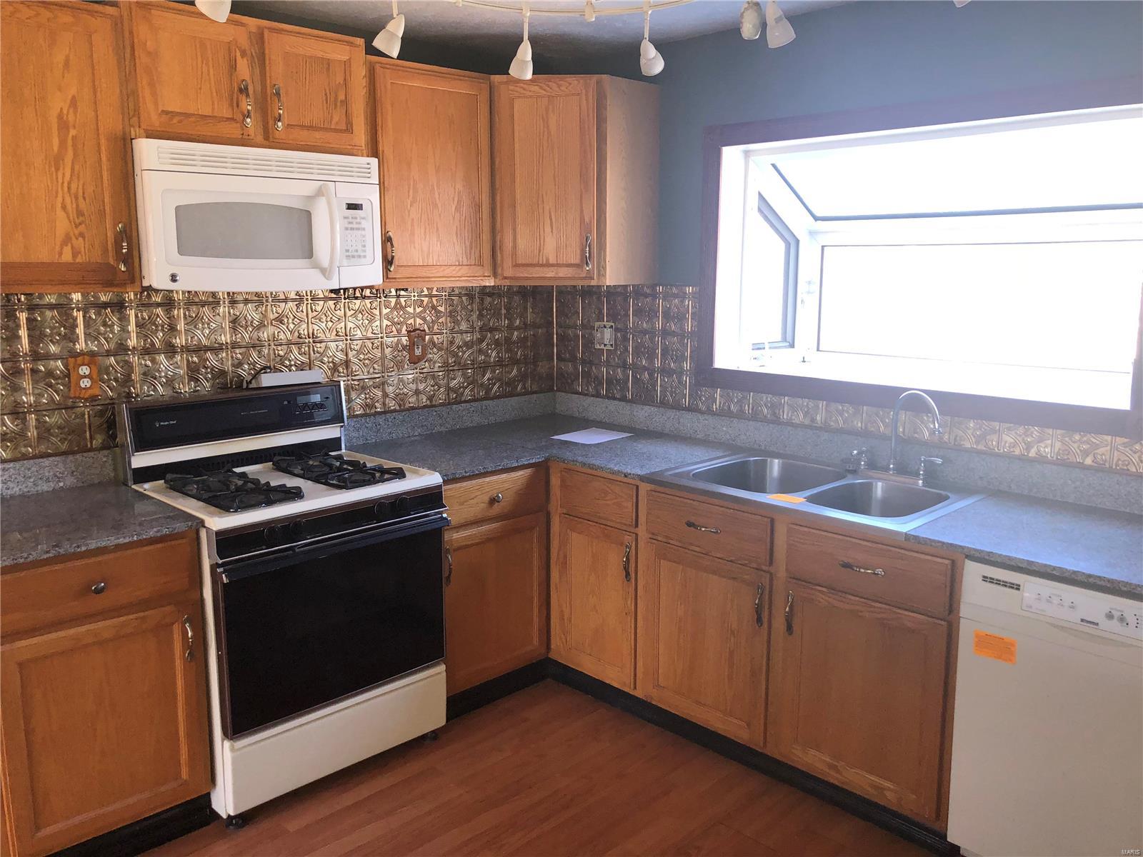 Maple Court - Residential