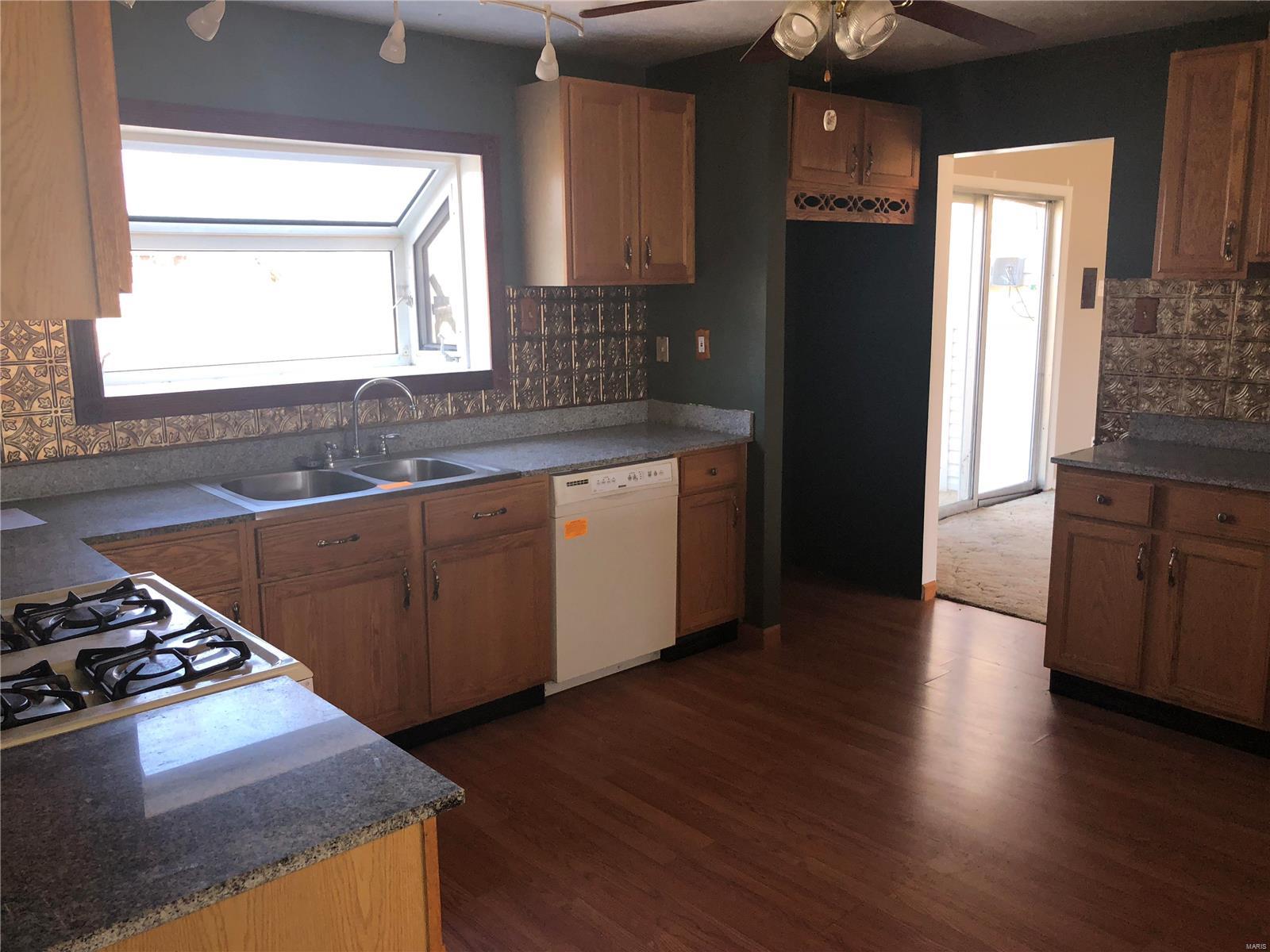 Maple Court - Residential