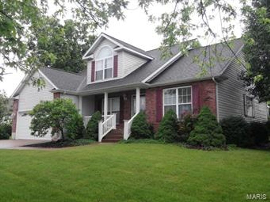 THIS IS A STEAL!!! Custom built home with high end flooring, cabinets & fixtures! Beautiful entry into living room with floor to ceiling brick fireplace.  Master bedroom suite on main floor with jacuzzi tub, separate shower, private toilet, and walk in closet. Main floor laundry off of kitchen and garage.  Huge kitchen with breakfast/dining area, patio doors to yard for Sunday bar-b-ques.
Formal dining room. Huge loft overlooking living room.BRAND NEW ROOF JUST ADDED ONE WEEK AGO!  Mostly finished basement with a roughed in bathroom and additional storage space. Nothing to do here but move in!  Home has already been inspected and minor issues have been addressed!