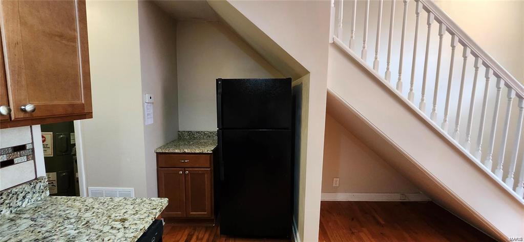 St Louis, Missouri 63104, United States, 2 Bedrooms Bedrooms, ,1 BathroomBathrooms,Residential,Pending,20016