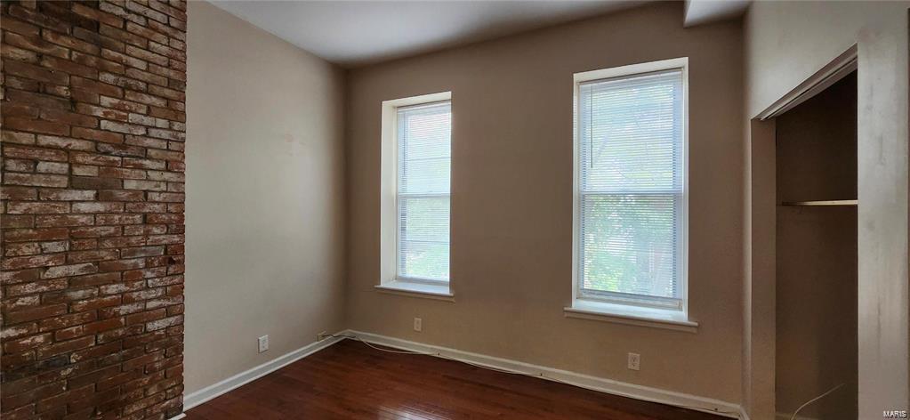 St Louis, Missouri 63104, United States, 2 Bedrooms Bedrooms, ,1 BathroomBathrooms,Residential,Pending,20016