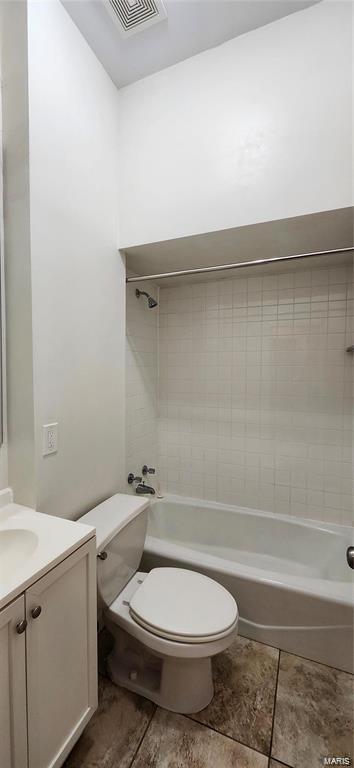St Louis, Missouri 63104, United States, 2 Bedrooms Bedrooms, ,1 BathroomBathrooms,Residential,Pending,20016