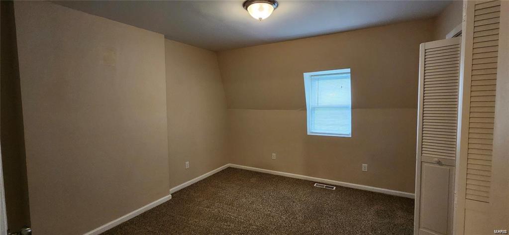 St Louis, Missouri 63104, United States, 2 Bedrooms Bedrooms, ,1 BathroomBathrooms,Residential,Pending,20016