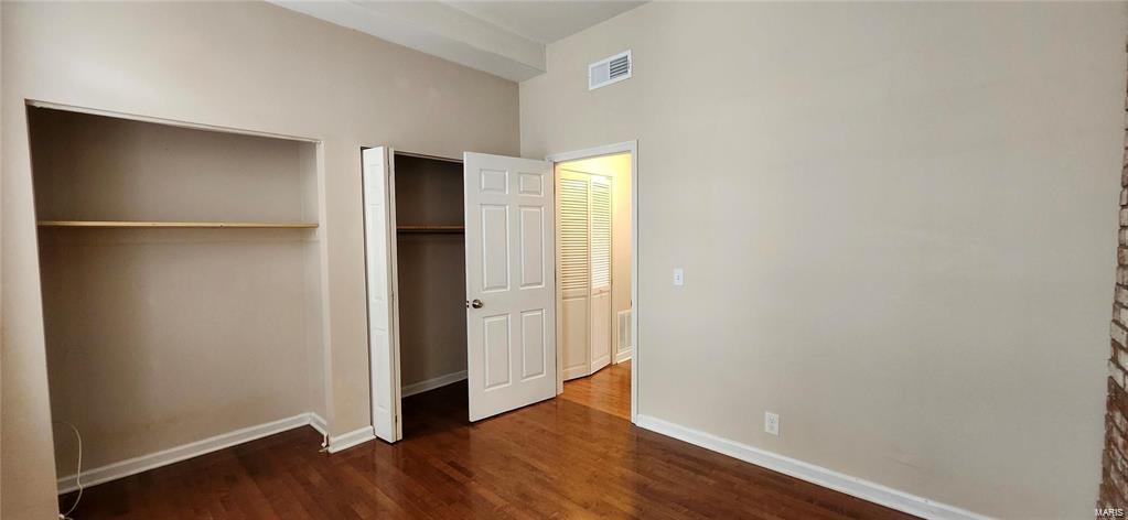 St Louis, Missouri 63104, United States, 2 Bedrooms Bedrooms, ,1 BathroomBathrooms,Residential,Pending,20016