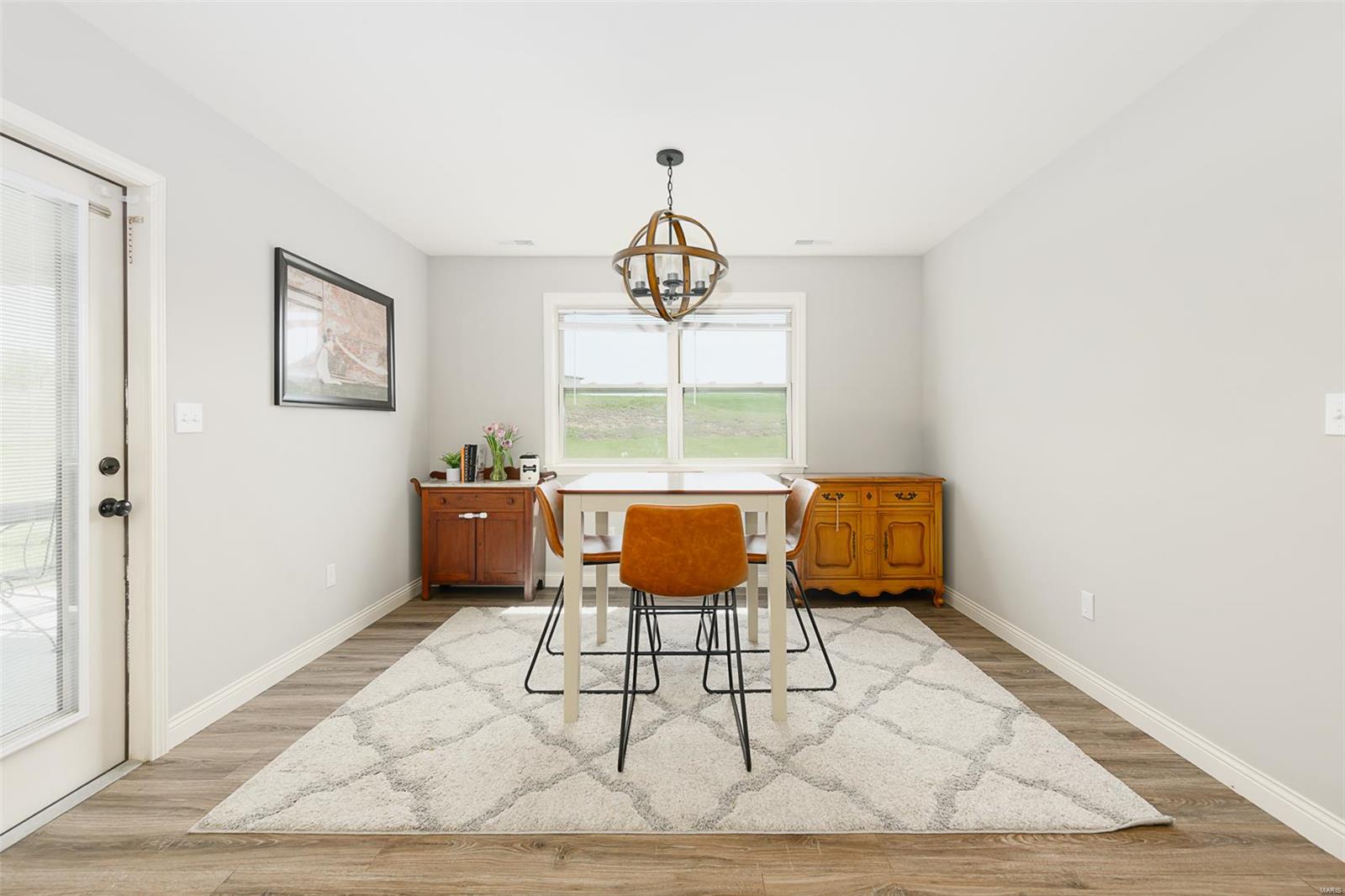 Ashland, Missouri 65010, United States, 3 Bedrooms Bedrooms, ,2 BathroomsBathrooms,Residential,Pending,110764