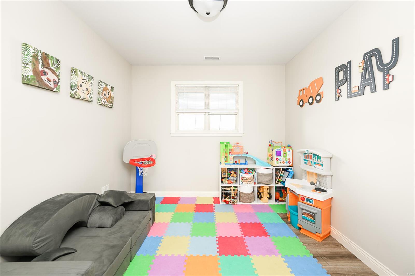 Ashland, Missouri 65010, United States, 3 Bedrooms Bedrooms, ,2 BathroomsBathrooms,Residential,Pending,110764