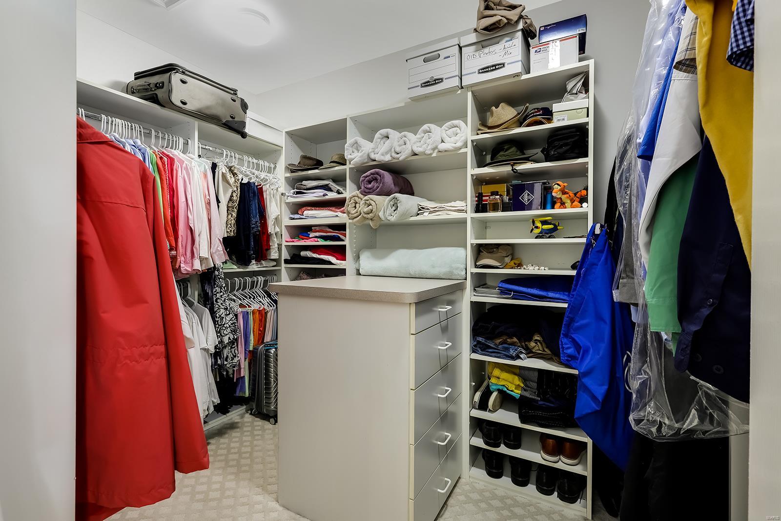 Essex Point - Residential