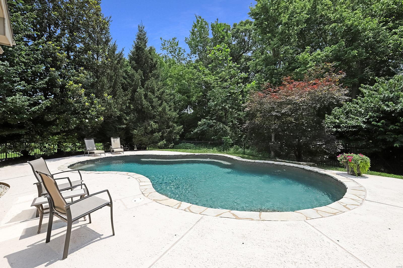 Essex Point - Residential