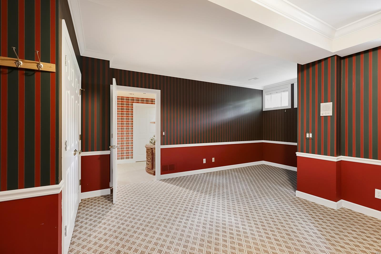 Essex Point - Residential