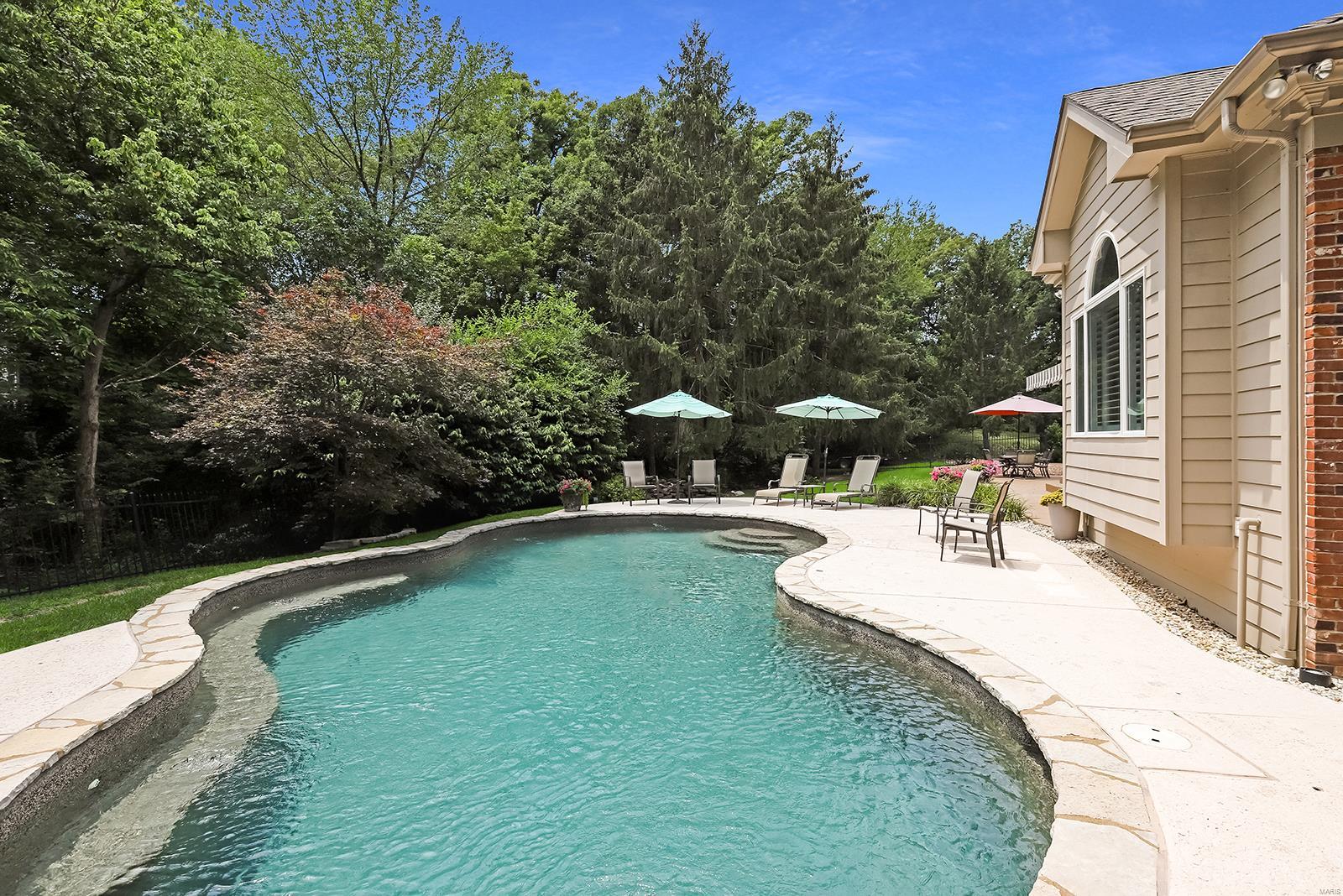 Essex Point - Residential