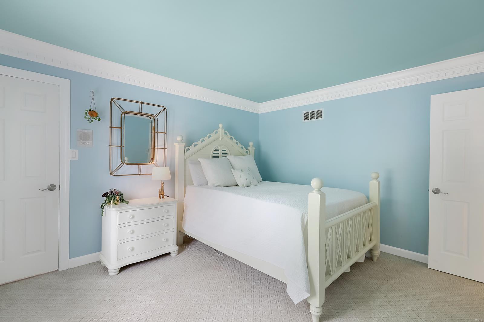 Essex Point - Residential