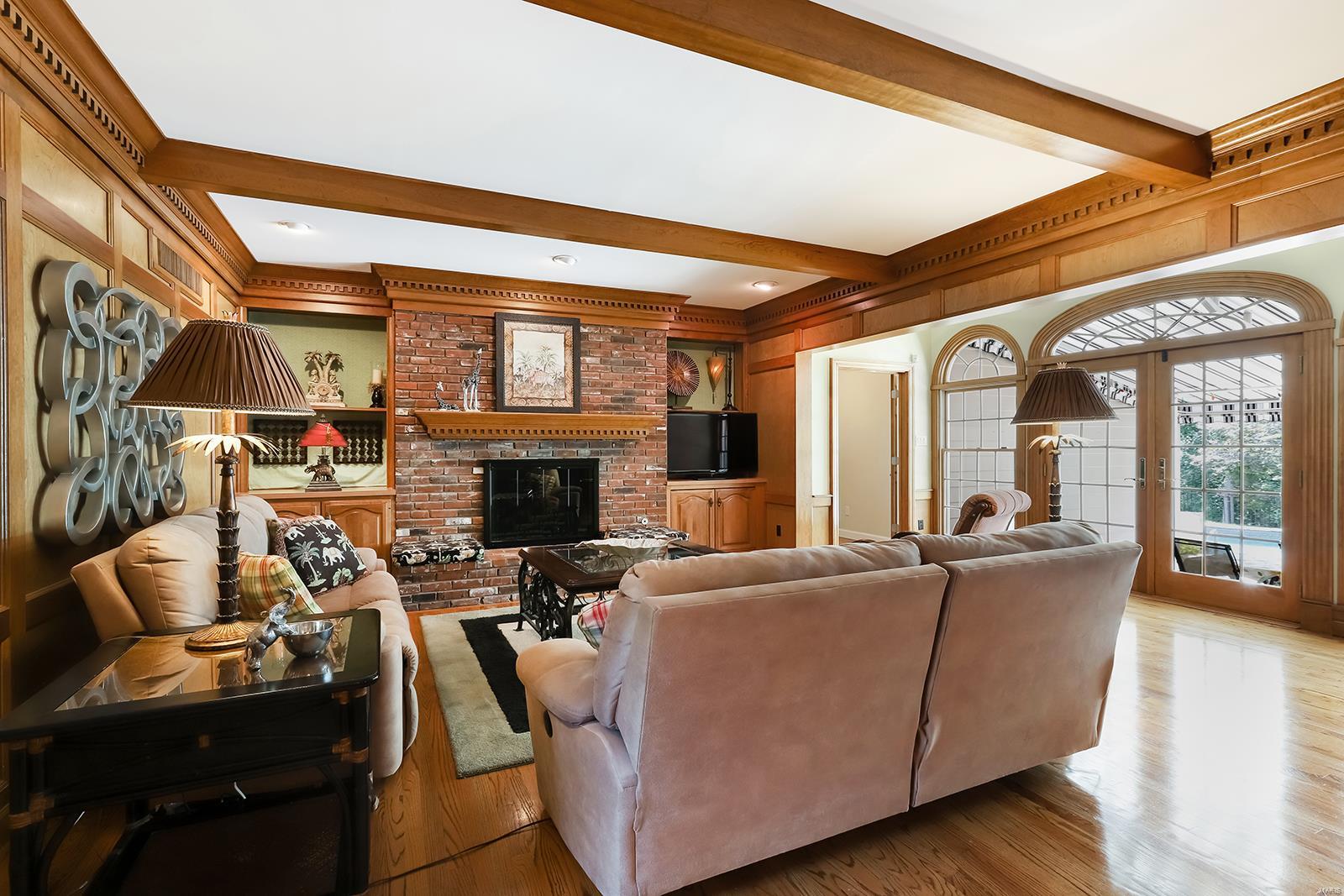 Essex Point - Residential