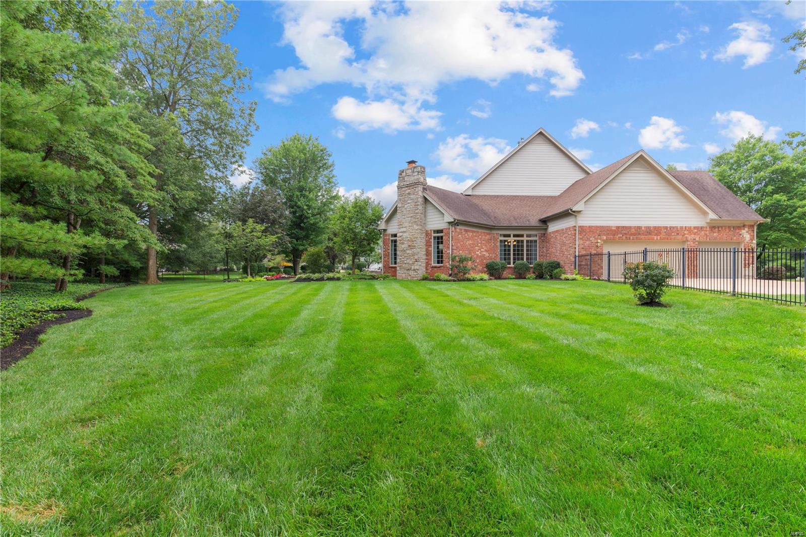 The Crossing At Chesterfield - Residential