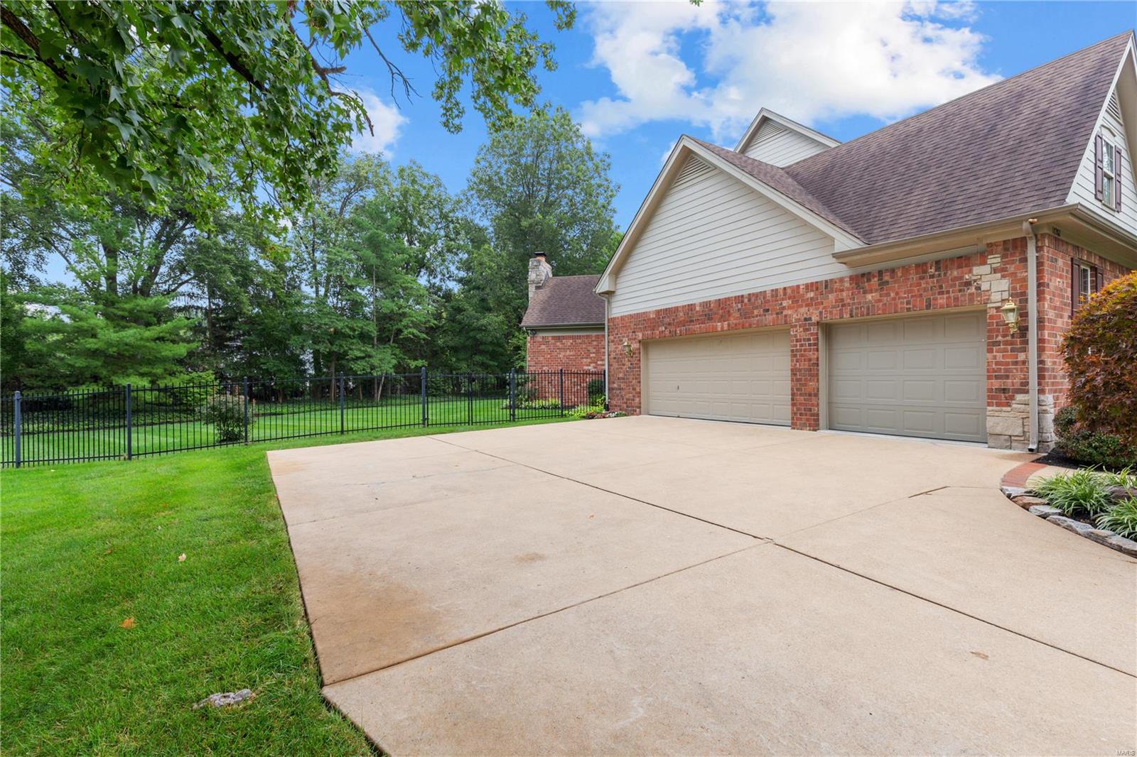 The Crossing At Chesterfield - Residential