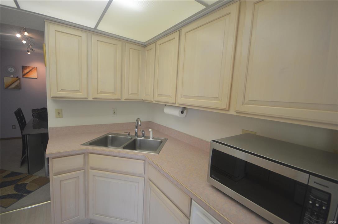 Royal Pines Condo 1 Second - Residential