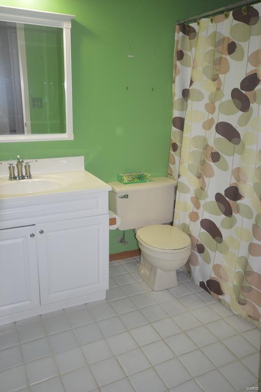 Royal Pines Condo 1 Second - Residential