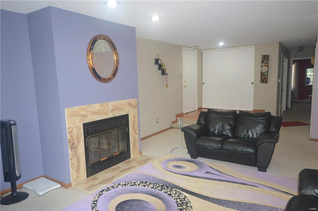 Royal Pines Condo 1 Second - Residential