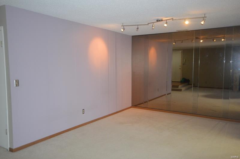 Royal Pines Condo 1 Second - Residential