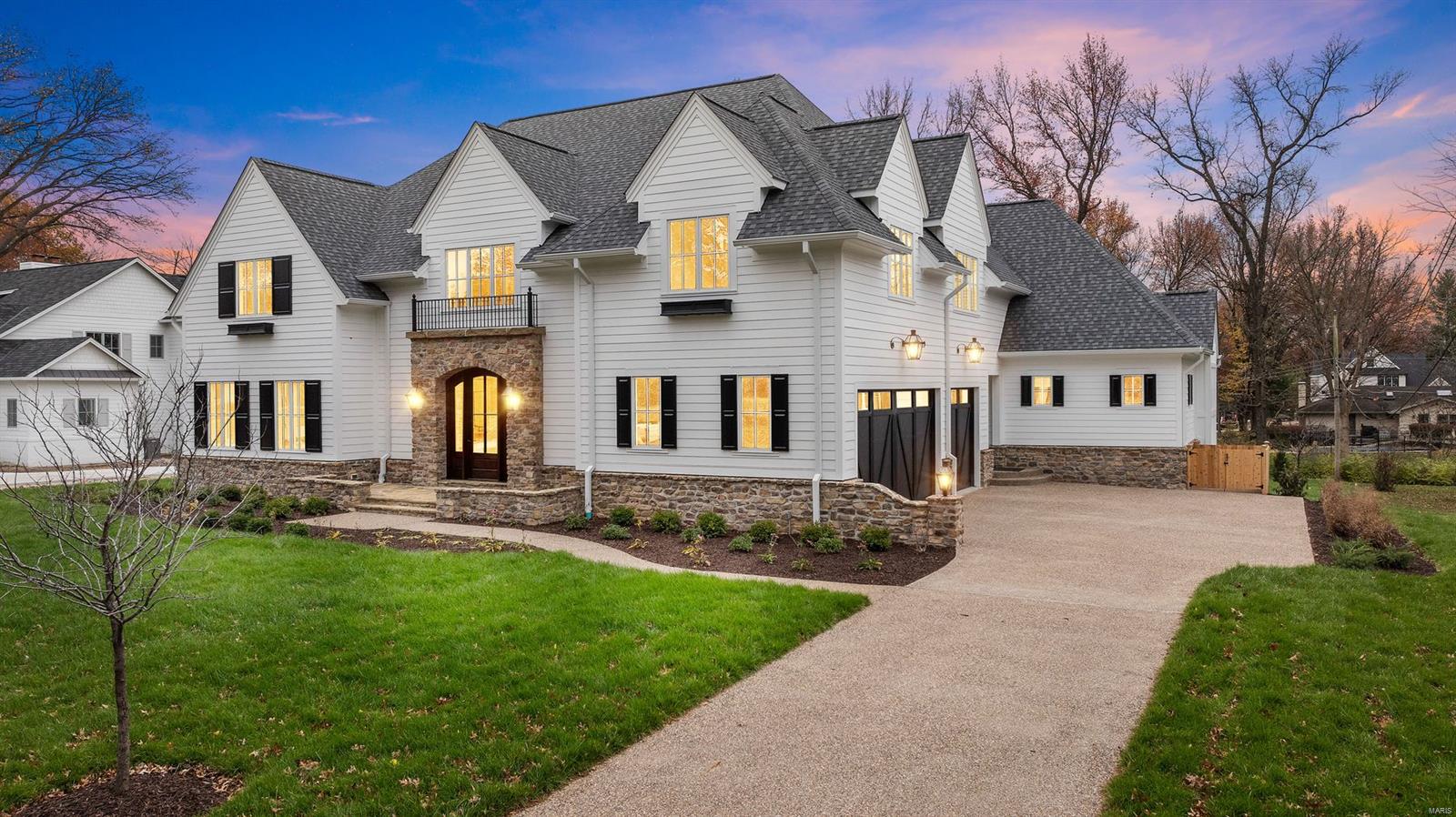 26 Woodcrest Drive