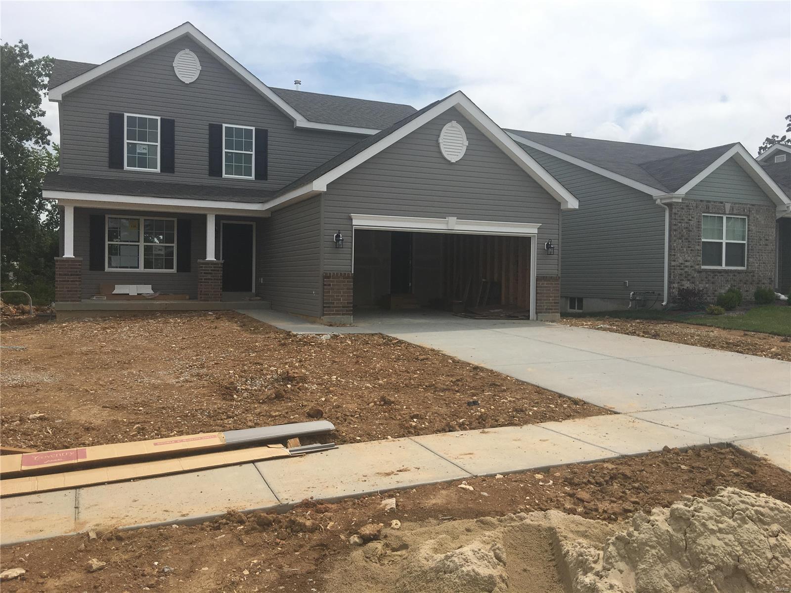 Wentzville, Missouri 63385, United States, 4 Bedrooms Bedrooms, ,4 BathroomsBathrooms,Residential,Pending,440