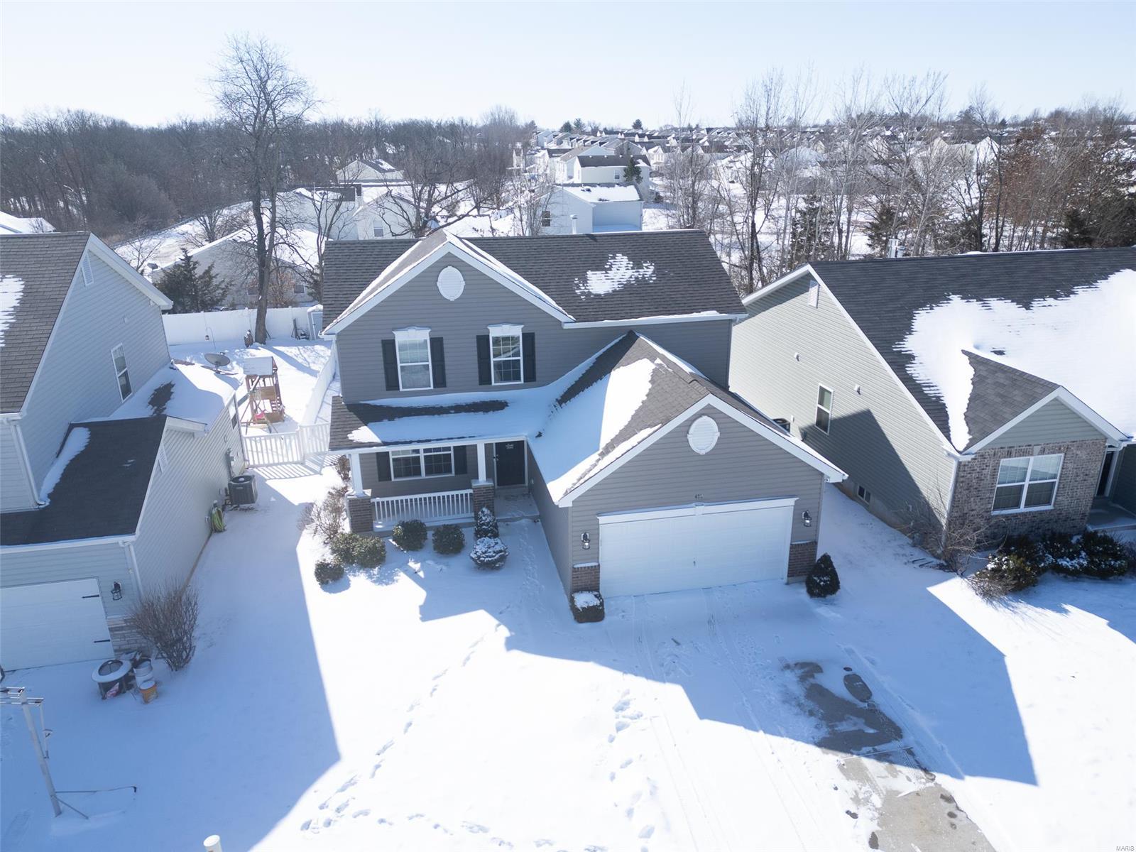 Wentzville, Missouri 63385, United States, 4 Bedrooms Bedrooms, ,4 BathroomsBathrooms,Residential,Pending,440